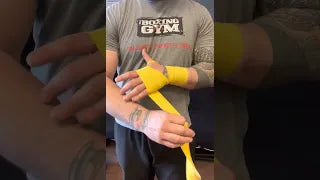 How to wrap your hands with handwraps.